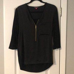 Vince Camuto silky top